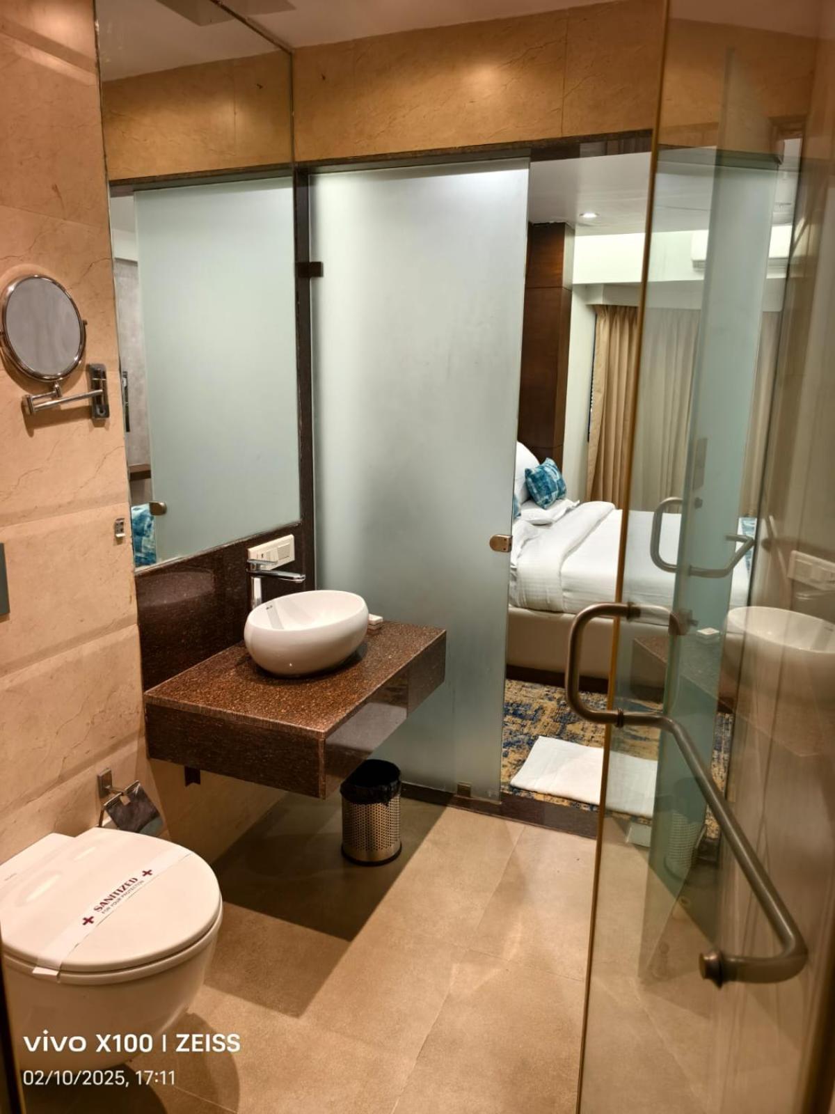 Hotel Dakshin Grandeur Navi Mumbai Exteriör bild