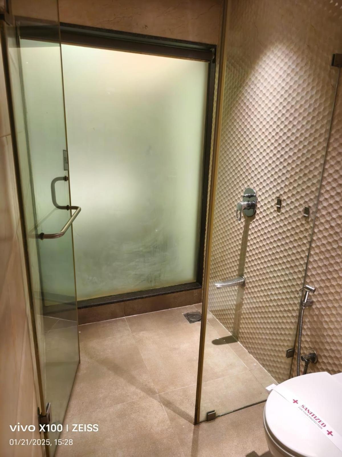 Hotel Dakshin Grandeur Navi Mumbai Exteriör bild